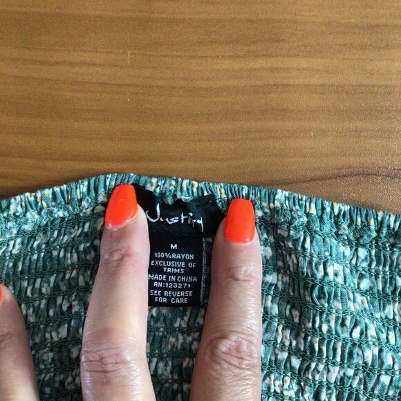 Women’s Green Floral Justify Spaghetti Strap Cinched Blouse Size Medium - Picture 4 of 6